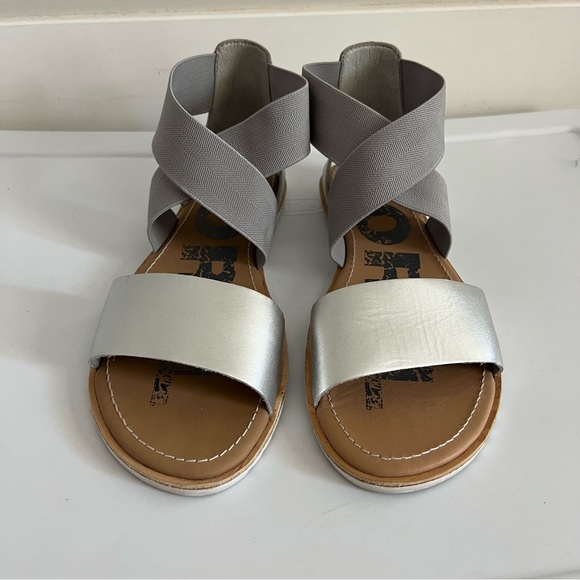 Sorel Silver Ella Sandals Size 8.5 - Picture 2 of 11